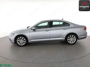 Volkswagen Passat Passat 1.5 TSI DSG KAMERA,ACC,SPURHALTE,SITZHEIZ Bild 2