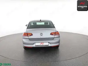 Volkswagen Passat Passat 1.5 TSI DSG KAMERA,ACC,SPURHALTE,SITZHEIZ Bild 4