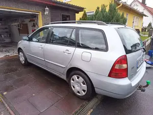 Toyota Corolla Corolla 1.6 Combi Automatik Bild 3
