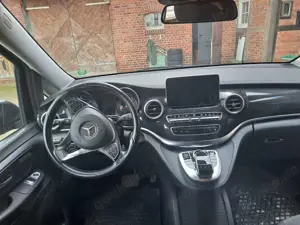 Mercedes-Benz V 250 V 250 (BlueTEC) d lang 4Matic 7G-TRONIC Edition Bild 4