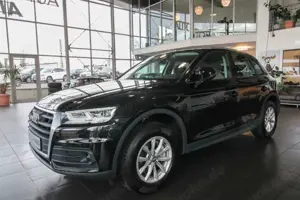 Audi Q5 quattro/ACC/LED/StandH/SHZ/Virtual/1.Hand