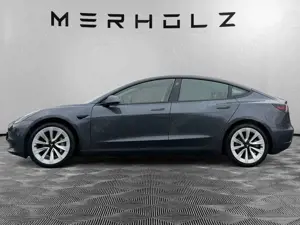 Tesla Model 3 Bild 4