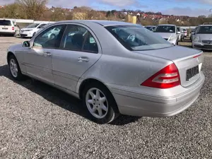 Mercedes-Benz C 180 ELEGANCE 6-Gang*AHK*Klima*Tempomat*HU/AU NEU* Bild 4