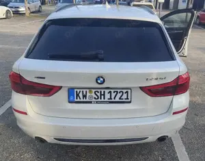 BMW 530 530d xDrive Touring Aut. Sport Line Bild 3