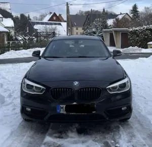 BMW 118 118d xDrive Advantage