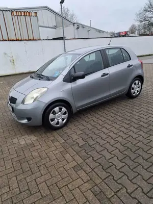 Toyota Yaris 1.0 VVT-i
