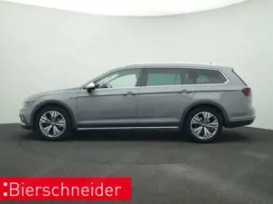 Volkswagen Passat Variant 2.0 TDI DSG 4Mo. Alltrack AHK REAR NAVI IQ.LIGHT S Bild 3