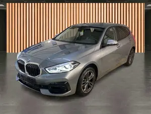 BMW 116 i Sport Line*Navi*DAB* Bild 2