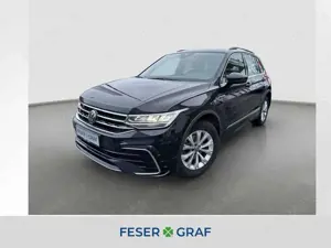 Volkswagen Tiguan TDI DSG R-Line ACC LED Navi Kamera App-C.