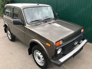 Lada Niva NIVA  LEGEND "NORMA" ROSTSCHUTZ! AHK! GARANTIE! Bild 3