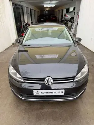 Volkswagen Golf VII Lim. Highline BMT 4Motion Bild 2