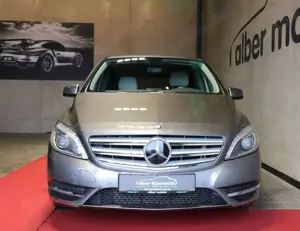 Mercedes-Benz B 200 Exlusive Rückfahrkam.Navi Automatik