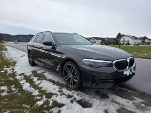 BMW 530 BMW 530i Touring LCI | BMW-Service inkl. | Harman