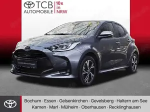 Toyota Yaris 1.5 DUAL-VVT-iE TEAMPLAYER KLIMA RÜCKFAHRKAMERA