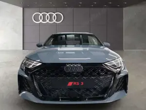 Audi RS3 294 kW S tronic Bild 2