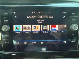 Volkswagen T6.1 Multivan Multivan T6.1 DSG Kurz 4MOTION Exclusive Bild 5