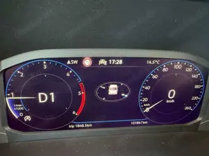 Volkswagen T6.1 Multivan Multivan T6.1 DSG Kurz 4MOTION Exclusive Bild 4