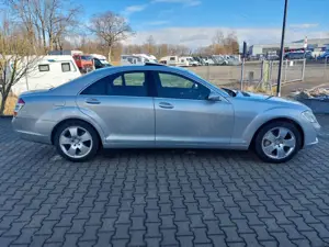 Mercedes-Benz S 320 S 320 CDI  "Sehr Gepflegt" TÜV NEU" Bild 4