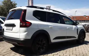 Dacia Jogger Hybrid 140 Extreme 7 Sitze Sitzhz. sof. verfügbar Bild 5