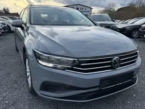 Volkswagen Passat Variant 2.0 TDI *PDCHI+VO+KAMERA*SHZ*NAVI