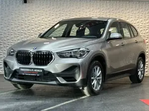BMW X1 sDrive20i ADVANTAGE* SHZ#HUD#NAV#TEMP#KEYLESS Bild 4