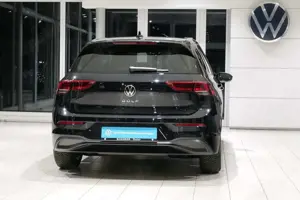Volkswagen Golf VIII 1.5TSI Life StdHz AHK HKardon RKAM DCC Mem... Bild 4