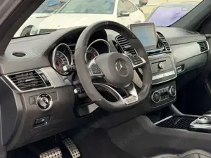 Mercedes-Benz GLE 63 AMG 4Matic/Deutsch/360°/Vollausstattung Bild 2
