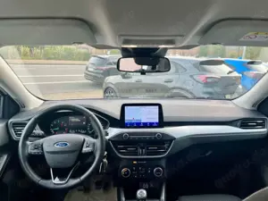 Ford Focus Turnier LED / NAVI / DAB / RFK / Winter-Paket !!! Bild 5