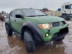 Mitsubishi L200 L200 Pick Up 4x4 Intense Double Cab Bild 5