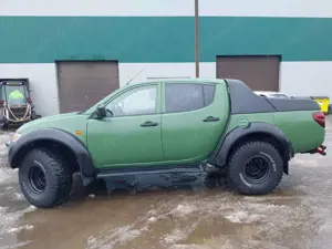 Mitsubishi L200 L200 Pick Up 4x4 Intense Double Cab Bild 4