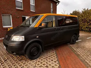 Volkswagen T5 California ähnlich