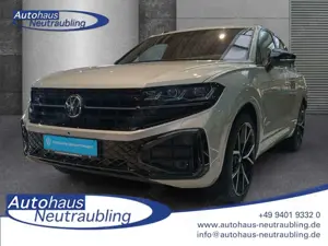 Volkswagen Touareg 3.0 TDI "R-LINE" 286 PS +LEDER+PANORAMA+AHK+DYNAUD