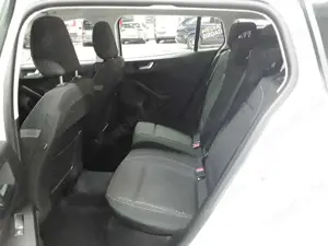 Ford Focus Focus Turnier 1.5 EcoBlue COOLCONNECT Bild 5