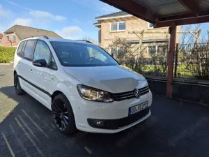 Volkswagen Touran 1.2 TSI MATCH Pano, Neue Ganzjahresreifen, Alu