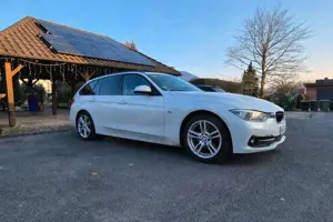 BMW 320 320d Touring Aut. Sport Line