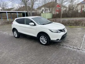 Nissan Qashqai 1.6 dCi Xtronic ACENTA