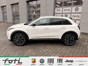 Fiat 600 1.2 110PS La Prima Automatik Leder Navi Bild 3