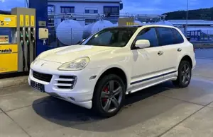 Porsche Cayenne 3L TDI Allrad Luftfederung Weiß mit Schwarz Leder