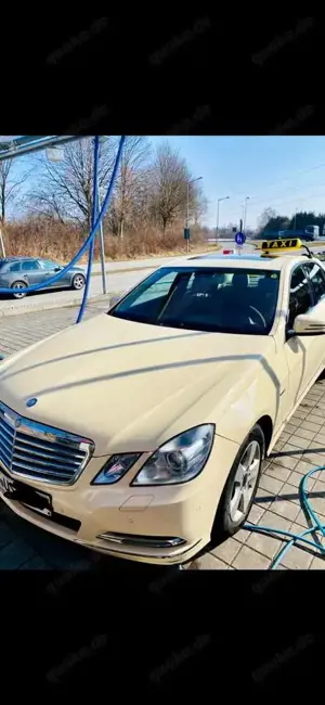 Mercedes-Benz E 200 CDI DPF BlueEFFICIENCY Automatik Elegance