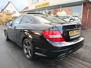 Mercedes-Benz C 180 Coupe Edition C AMG NAVI TEMP RFK SD XENON Bild 3