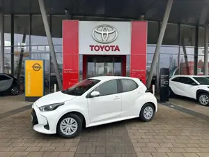 Toyota Yaris 1.5 Hybrid Business Edition, APPLE, KAMERA