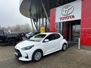 Toyota Yaris 1.5 Hybrid Business Edition, APPLE, KAMERA Bild 2