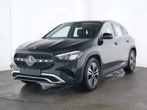 Mercedes-Benz GLA 180 Progressive, Winter Paket