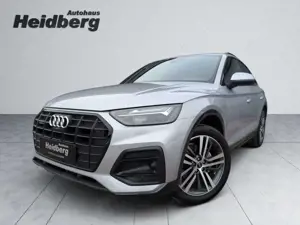 Audi Q5 TFSI Stronic quattro BLACK AHK PANO Leder 20"
