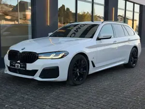 BMW 530 d xDrive M Sport Pro / Merino Leder / AHK