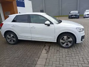Audi Q2 Audi Q2 35 TDI sport AHK Bild 4