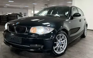 BMW 118 d EditionSport XENON NAVI PDC SITZHEIZUNG 2HD Bild 2