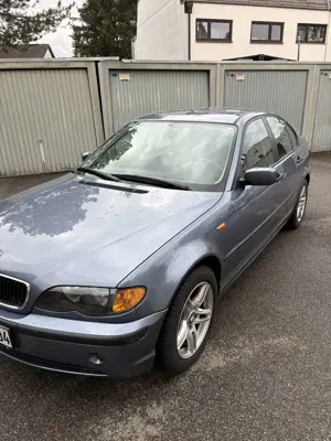 BMW 318 318i