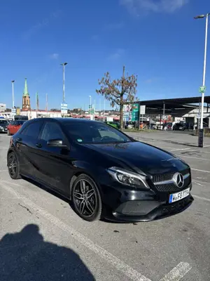Mercedes-Benz A 180 AMG Line