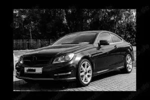 Mercedes-Benz C 180 Coupe (BlueEFFICIENCY) Bild 2